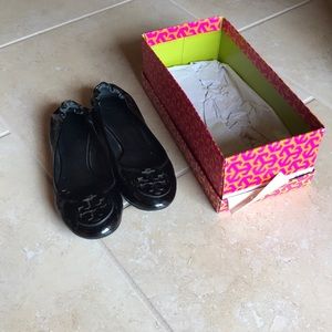 Tory Burch Black patent Reva 8.5